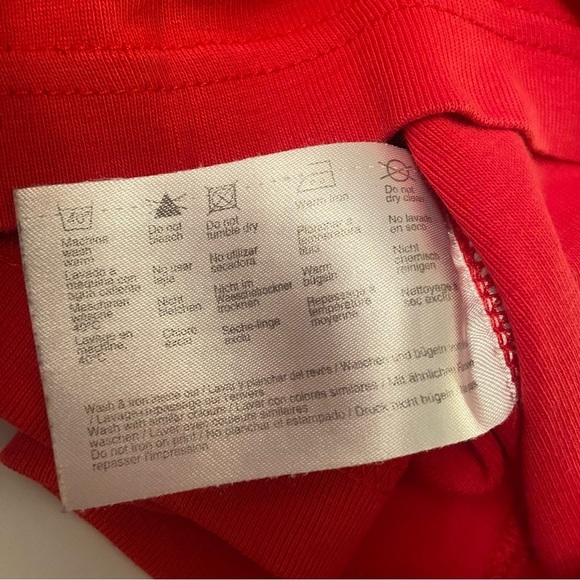 🛍️3/$30 EDC Eaprit women’s red long-sleeved t-shirt in size  medium - Picture 7 of 7